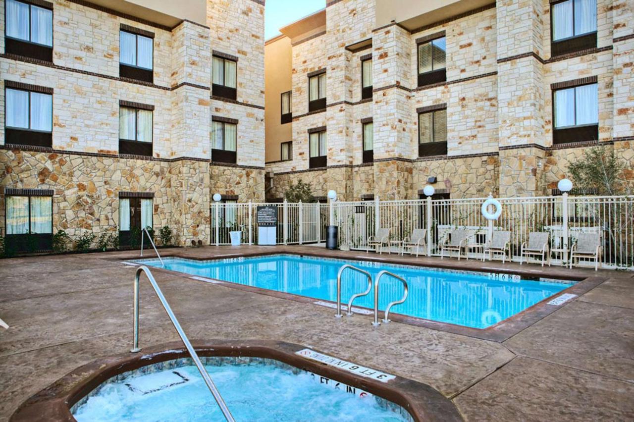 Hampton Inn & Suites - Mansfield Exteriér fotografie